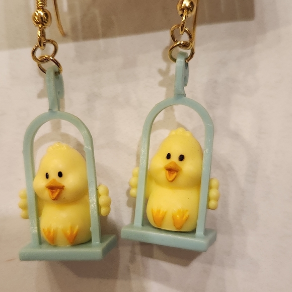 Russ Swing Into Spring baby yellow Chick earrings Vintage - Picture 5 of 8